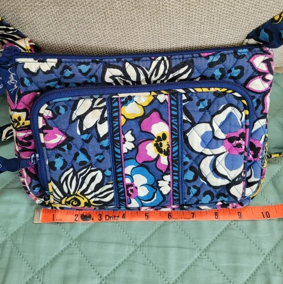 Vera Bradley Crossbody Bag - Picture 9 of 9